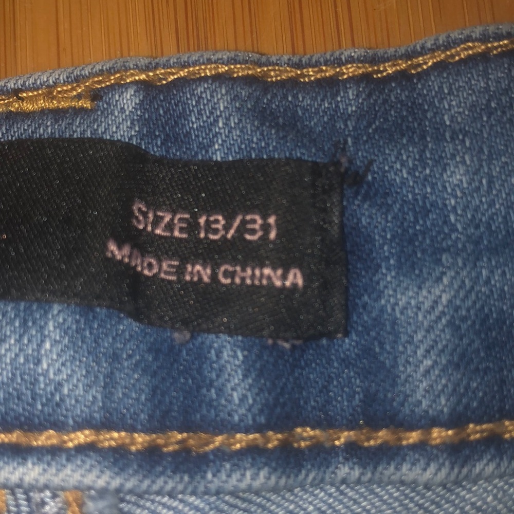 Jeans - Picture 3 of 4